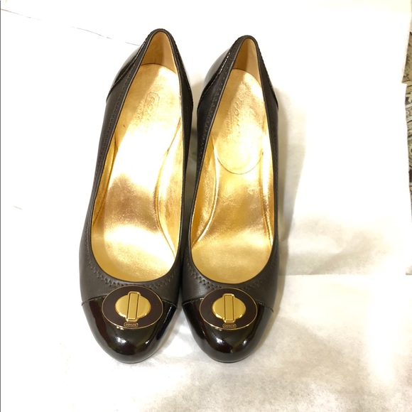 🌷COACH🌷 Leather Pumps - Picture 2 of 8
